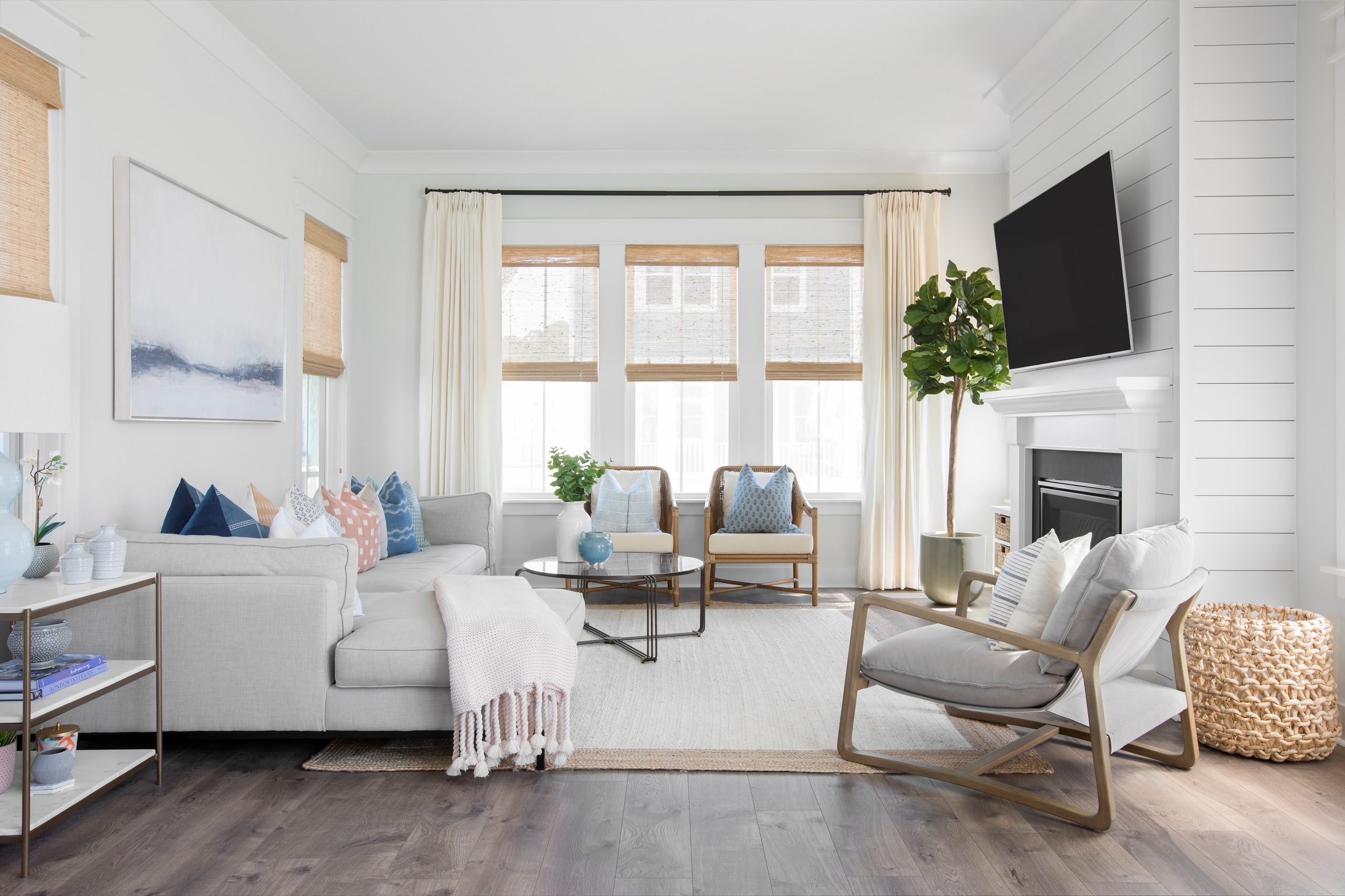 Enhancing Your Home's Value with Strategic Decor Choices